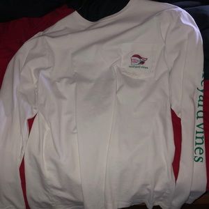 long sleeve vineyard vine shirt